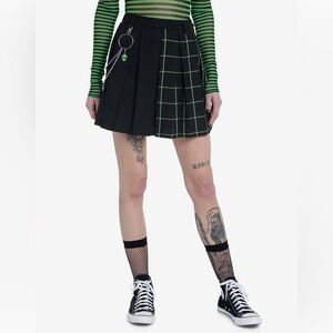 Hot Topic Pleated Mini Green And Black Grid Chain Skirt Goth Punk Emo Alt Size M